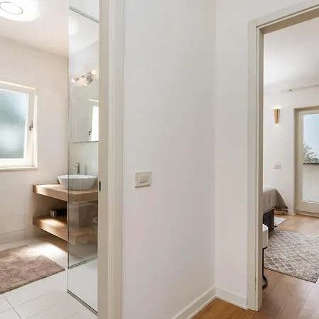 וילה Luxury Lionea In For 10 People With Sea View & Private Pool