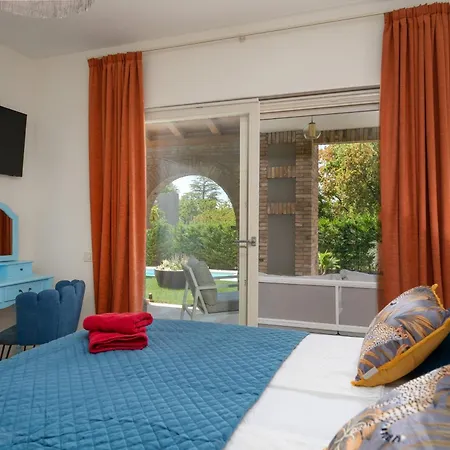 וילה Luxury Lionea In For 10 People With Sea View & Private Pool