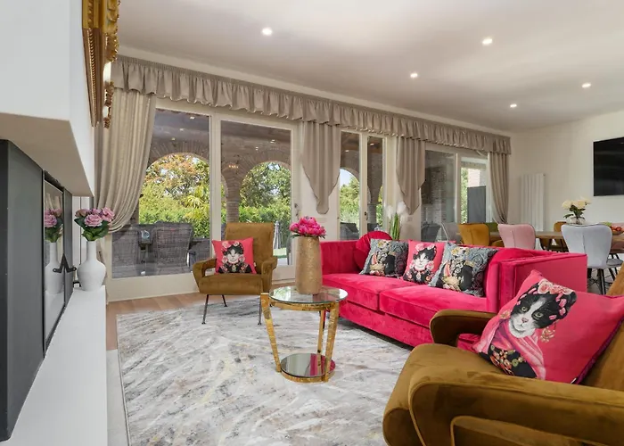 Luxury Lionea In For 10 People With Sea View & Private Pool Poreč