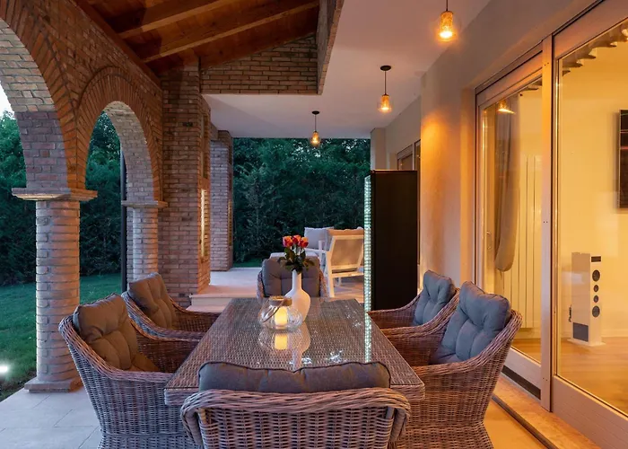 Luxury Lionea In For 10 People With Sea View & Private Pool * Porec